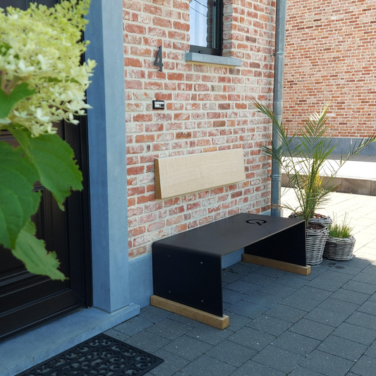 Qont zitbank met muurleuning